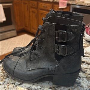 Roxy Black Combat Boots with Buckle Detail SZ 7